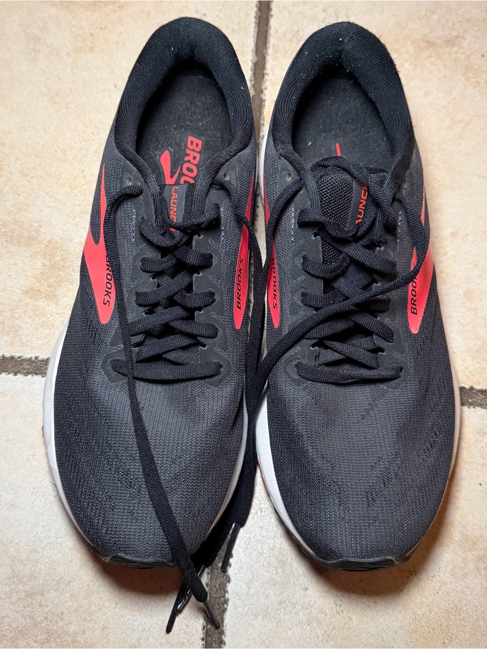Brooks Launch 7 Women’s Running Shoes Black & Pink Size 9
